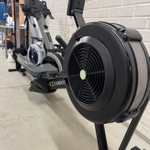 Käytetty D PM3 monitorilla